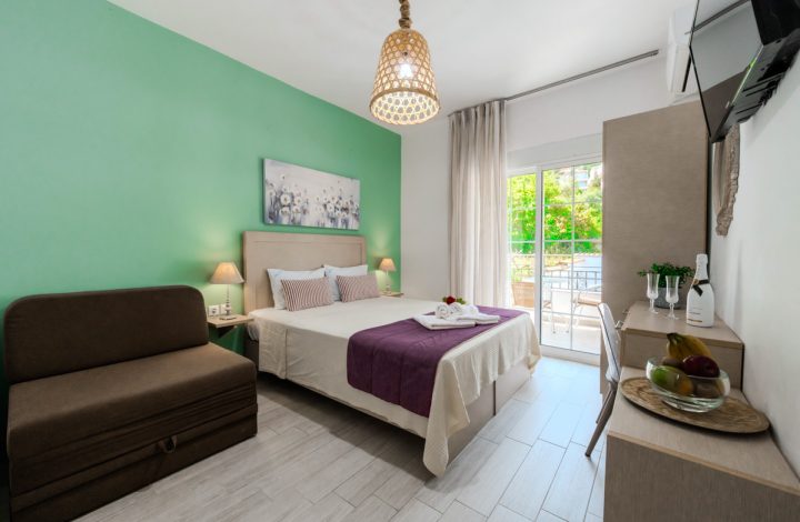 Deluxe Triple Room